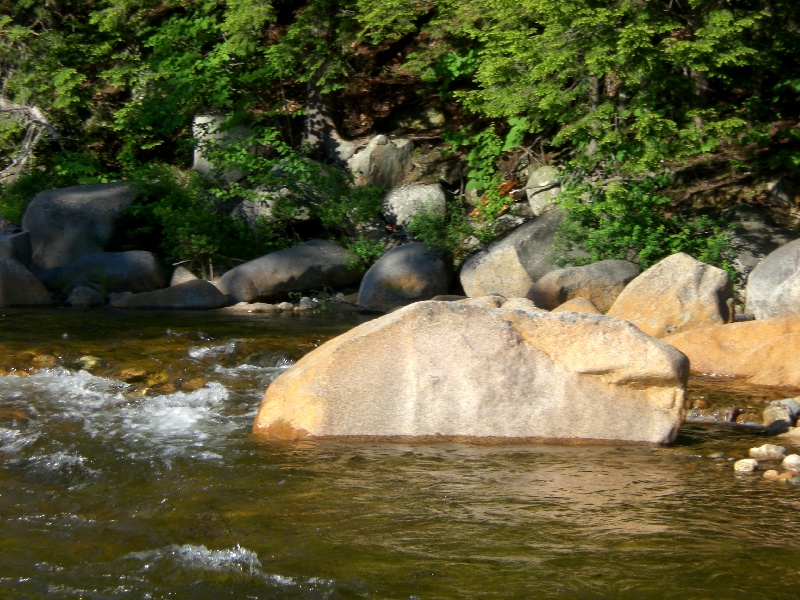 WATER RUNNING DEEP AT THE SACO RIVER NH 